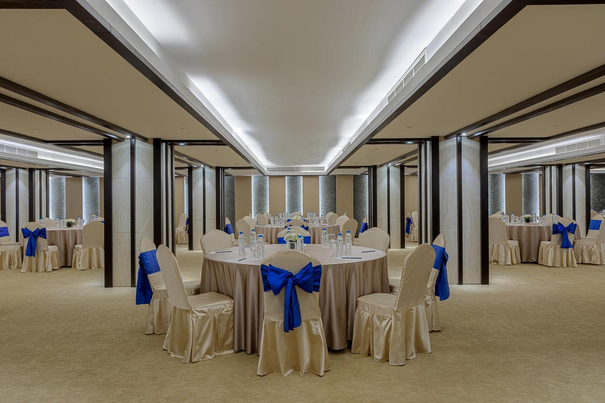 Yangon Thanlwin Hotel Exterior photo